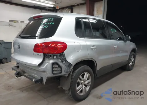 2013 Volkswagen Tiguan S z USA, uszkodzony, nr VIN WVGAV3AX2DW625324